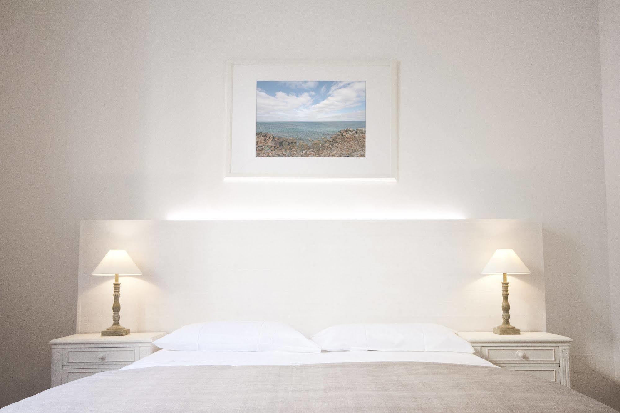 And So Bed & Breakfast เลชเช ภายนอก รูปภาพ